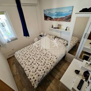 Dva apartmana s velikom okućnicom, 1.RED DO MORA - Vir