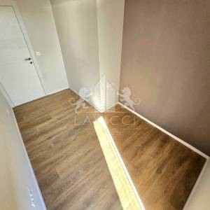 Dvoetažni apartman s krovnom terasom i pogledom na more - Petrčane