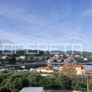 Dvoetažni stan s panoramskim pogledom na more – Lumbarda, Korčula