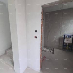 Dvoetažni stan s vrtom u Ližnjanu. Cijena stan 205.000 eura u Roh-Bau.