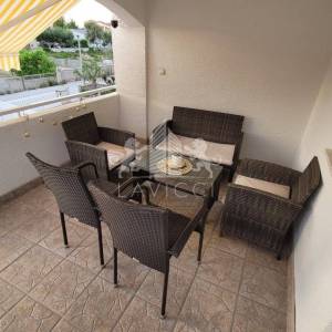 Dvojna kuća s 2 uređena apartmana - Vir, Zadar