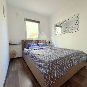 Dvojna kuća s 2 uređena apartmana - Vir, Zadar
