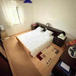 Dvojna kuća s 3 stana i garažom - Ričine, Zadar