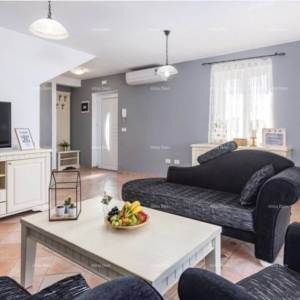 Dvojna kuća sa bazenom, Umag, okolica, Istra