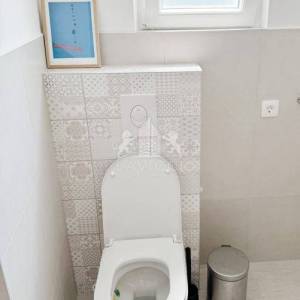 Dvojna kuća u centru Petrčana - 100 m od mora, Zadarska županija