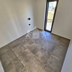 Dvosoban apartman na 1. katu - 70m od mora,Privlaka