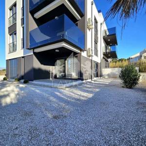 Dvosoban apartman na 1. katu - 70m od mora,Privlaka