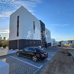 Dvosoban apartman na 1. katu - 70m od mora,Privlaka