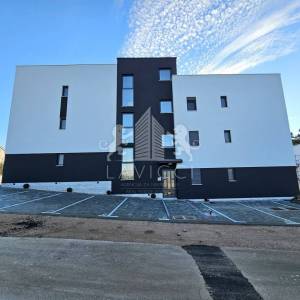 Dvosoban apartman na 1. katu - 70m od mora,Privlaka