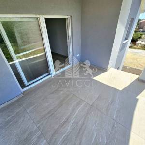 Dvosoban apartman na 1.katu, u blizini centra - VIR