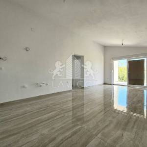 Dvosoban apartman na 1.katu, u blizini centra - VIR