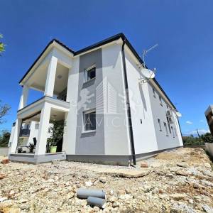 Dvosoban apartman na 1.katu, u blizini centra - VIR