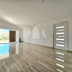 Dvosoban apartman na 1.katu, u blizini centra - VIR