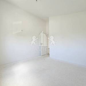 Dvosoban apartman na 1.katu, u blizini centra - VIR