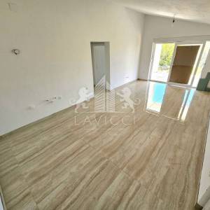 Dvosoban apartman na 1.katu, u blizini centra - VIR