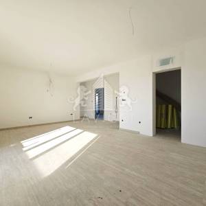 Dvosoban luksuzni apartman s bazenom - Vrsi, Zadar