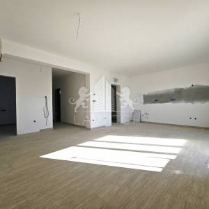 Dvosoban luksuzni apartman s bazenom - Vrsi, Zadar