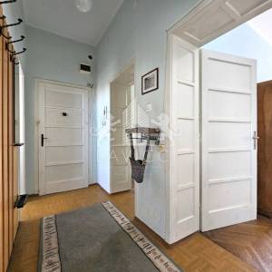 Dvosoban stan s garažom, 450 m od mora - Kolovare, Zadar