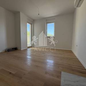 Dvosoban stan u prizemlju s vrtom - Zadar, Plovanija