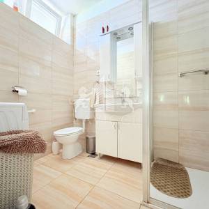 Dvosobni stan od 63 m2 na prvom katu - Melada, Zadar