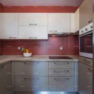 Fažana , samostojeća kuća na velikom terenu od 1844 m2. Pogled na cijelu Fažanu.