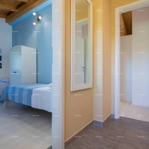 Fažana , samostojeća kuća na velikom terenu od 1844 m2. Pogled na cijelu Fažanu.