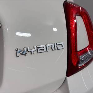 Fiat 500 1.0 BSG HYBRID DOLCEVITA - 3 godine jamstva