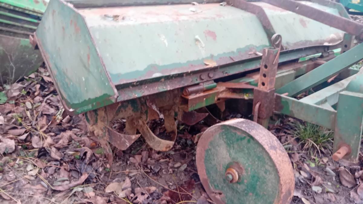 Freza traktorska 160