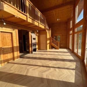 FUŽINE - Drvena kuća s okućnicom u blizini jezera