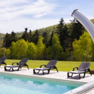 FUŽINE - Luksuzna vila s bazenom i velikom okućnicom