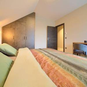 FUŽINE - Luksuzna vila s bazenom i velikom okućnicom