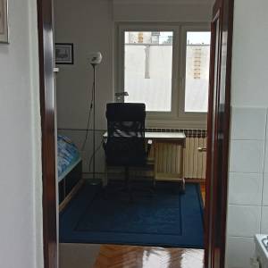 Garsonjera Karlovac  Luščić 5. kat lift centralno grijanje