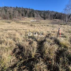 GORSKI KOTAR, FUŽINE - građevinsko zemljište  1297 m2 - investicijska prilika!