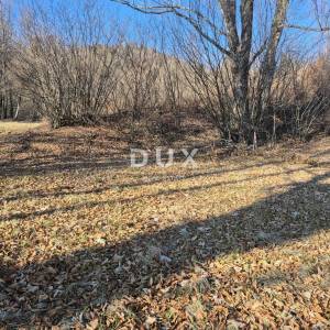 GORSKI KOTAR, FUŽINE - građevinsko zemljište  1331 m2 - prilika za ulaganje!