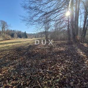 GORSKI KOTAR, FUŽINE - građevinsko zemljište  1552 m2 - sa razvojnim potencijalom!