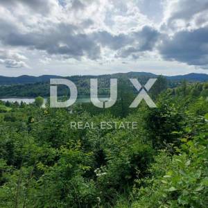 GORSKI KOTAR, FUŽINE - jedinstven projekt u srcu Gorskog  kotara, građevinsko zemljište 10.700 m2 za kompleks vila blizu jezera...