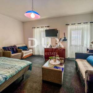 GORSKI KOTAR, FUŽINE - Kuća s pogledom na jezero