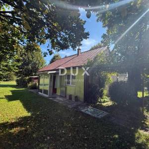 GORSKI KOTAR, FUŽINE, Lič - veliko obiteljsko imanje sa dvije kuće i garažom, spuštena cijena, prilika!