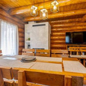 GORSKI KOTAR, FUŽINE - Planinska kuća sa saunom i jacuzzijem