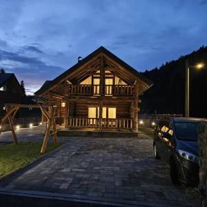 GORSKI KOTAR, FUŽINE - Planinska kuća sa saunom i jacuzzijem