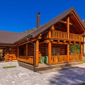 GORSKI KOTAR, FUŽINE - Planinska kuća sa saunom i jacuzzijem