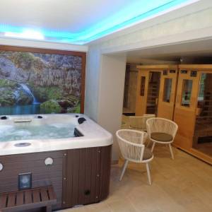 GORSKI KOTAR, LIČ - Planinska kuća s wellnessom