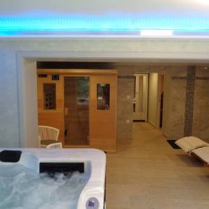 GORSKI KOTAR, LIČ - Planinska kuća s wellnessom