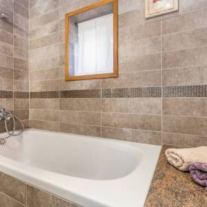 GORSKI KOTAR, LIČ - Planinska kuća s wellnessom