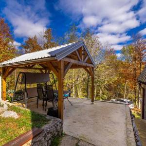 Gorski kotar, Lič - Planinska kuća