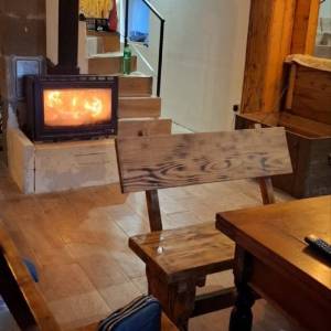 GORSKI KOTAR, LIČ  - Samostojeća kuća s okućnicom