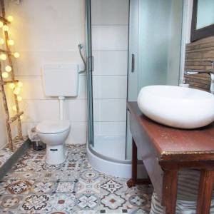 GORSKI KOTAR, LOKVE - Kuća s tri apartmana