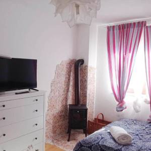 GORSKI KOTAR, LOKVE - Kuća s tri apartmana