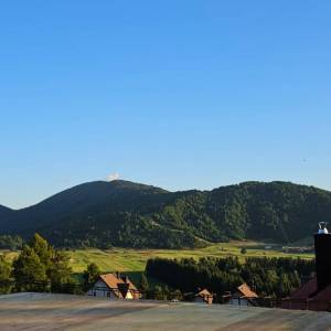 GORSKI KOTAR, MRKOPALJ - Moderna kuća u roh-bau fazi