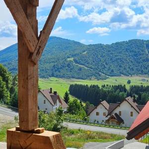 GORSKI KOTAR, MRKOPALJ - Moderna kuća u roh-bau fazi